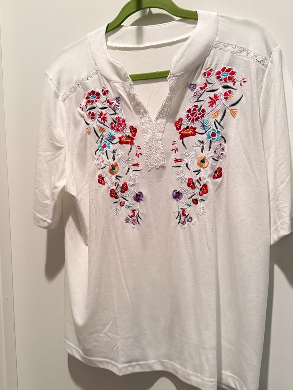 Embroidered White Floral Split-Neck Women's Top